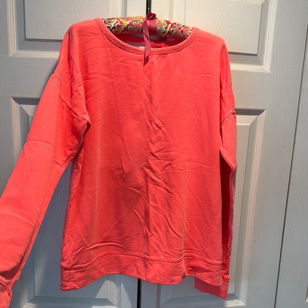 EUC Lilly Pulitzer Luxletic Biscaya bright coral Cross-Back Pullover L